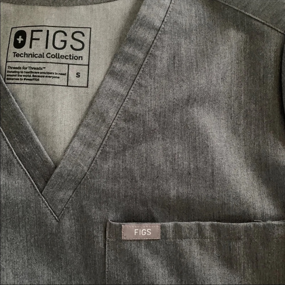 Figs Scrub Top